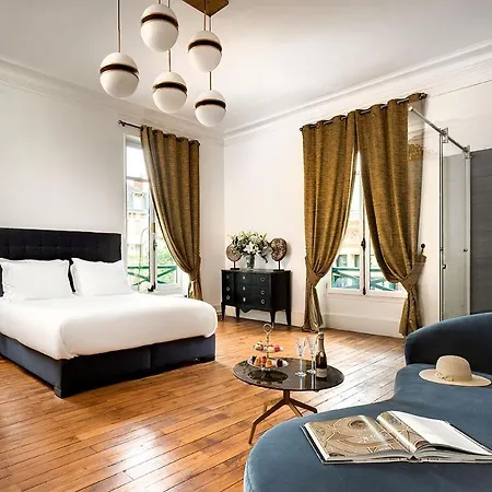 Chalet Exceptionnel Napoléonien Avec Piscine Vichy